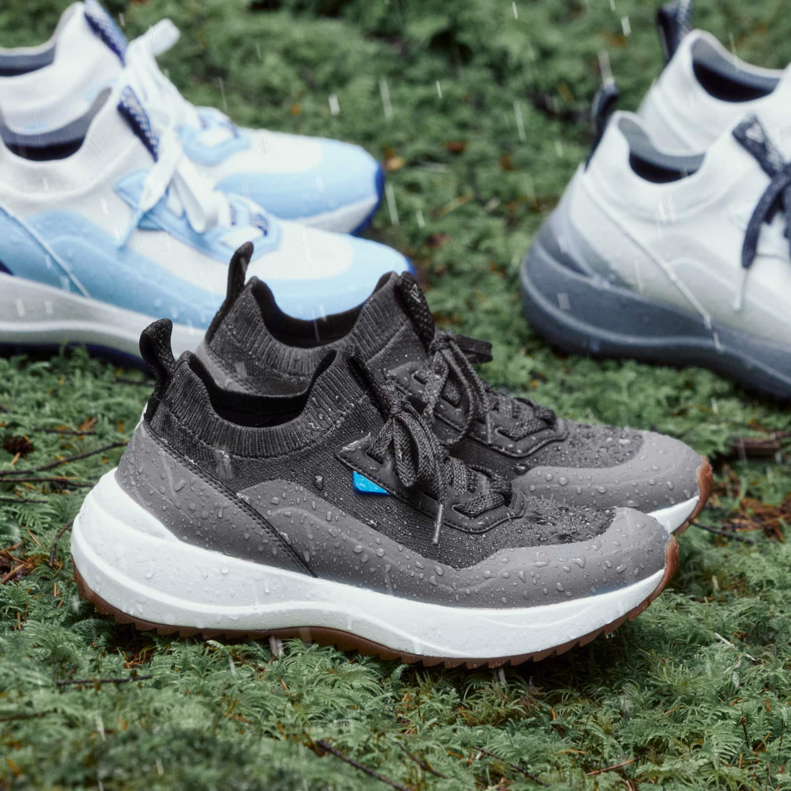 Women's Stormburst Low Top - Dark Grey/White - Image 5